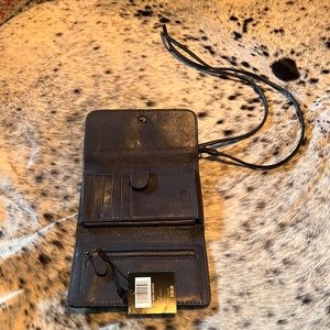 New with tags Frye crossbody “Lily phone crossbody “